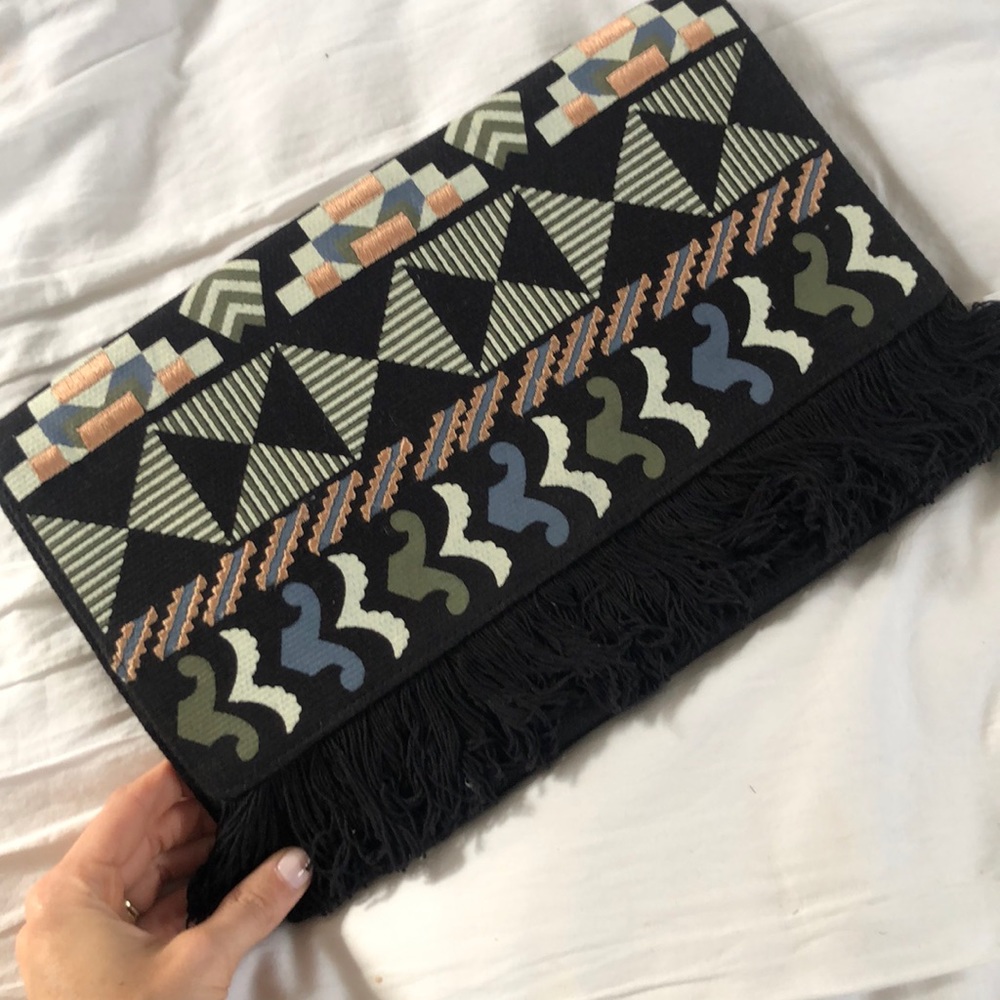 Like New Stella & Dot Clutch